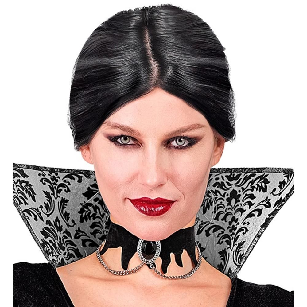 VELVET GOTHIC CHOKER WITH BLACK GEM & CHAINS